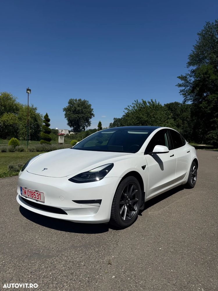 Tesla Model 3 Langstreckenbatterie Allradantrieb Dual Motor - 1
