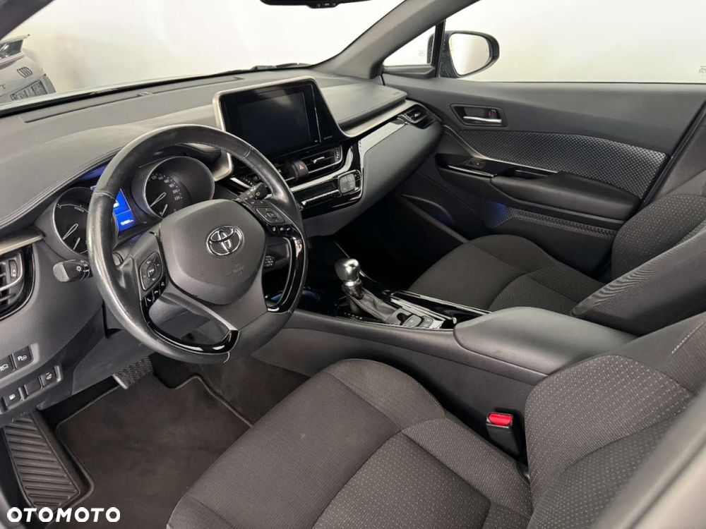 Toyota C-HR - 17