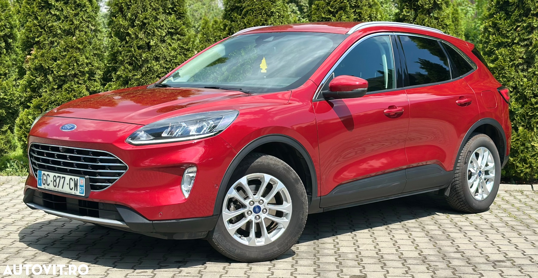 Ford Kuga 2.5 Duratec FHEV TITANIUM X - 2