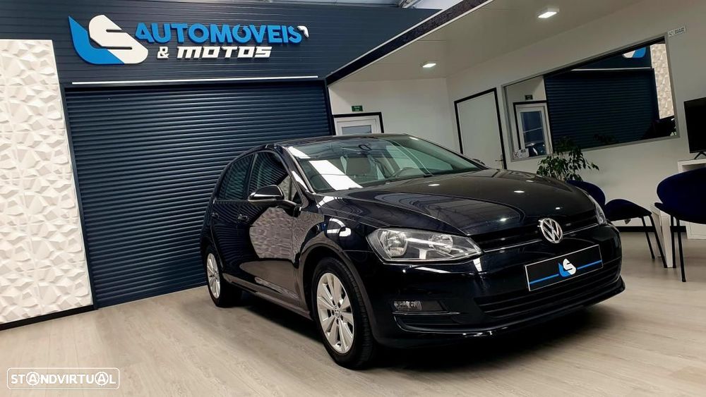 VW Golf 1.6 TDi Trendline BlueMotion - 1