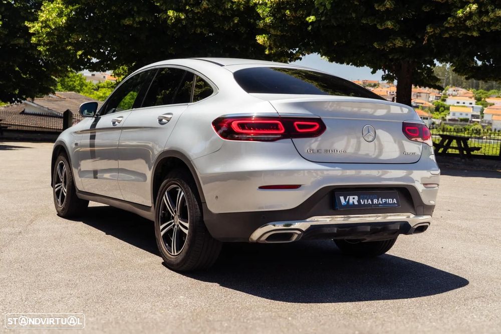 Mercedes-Benz GLC 300 e Coupe 4Matic - 7