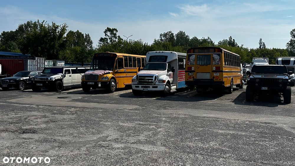 Freightliner Thomas school bus - 7