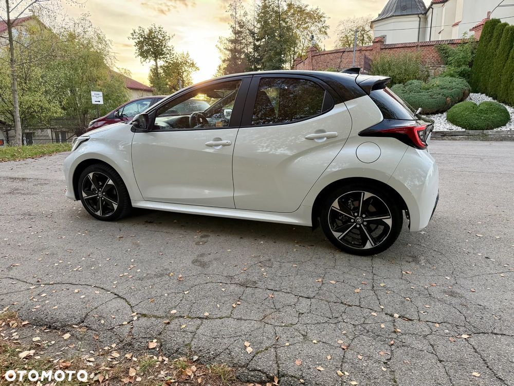 Toyota Yaris Hybrid 1.5 Executive - 6
