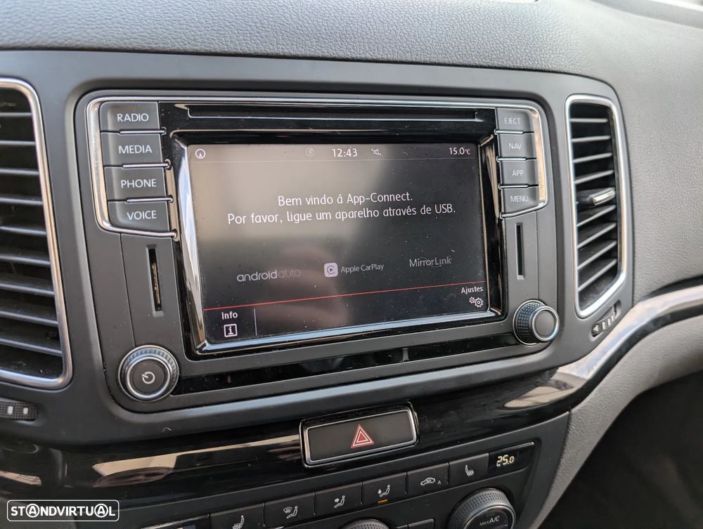 VW Sharan 1.4 TSI Highline DSG - 22