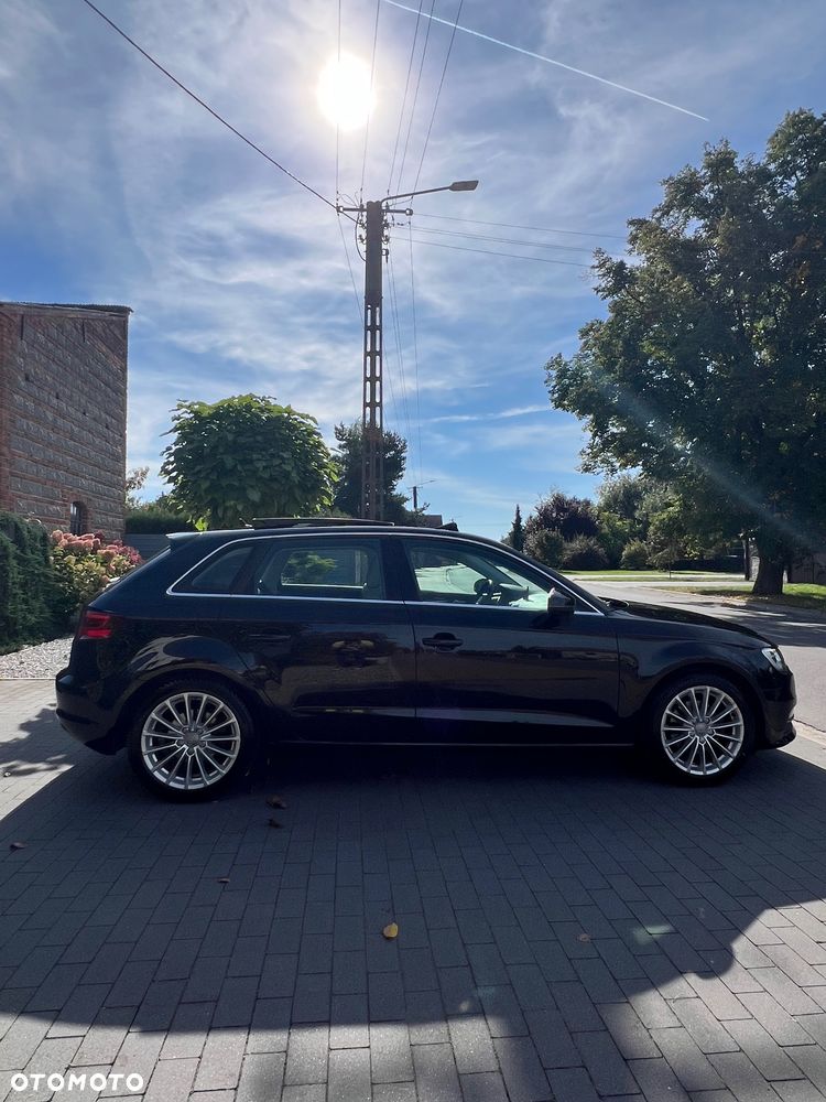 Audi A3 Sportback - 8