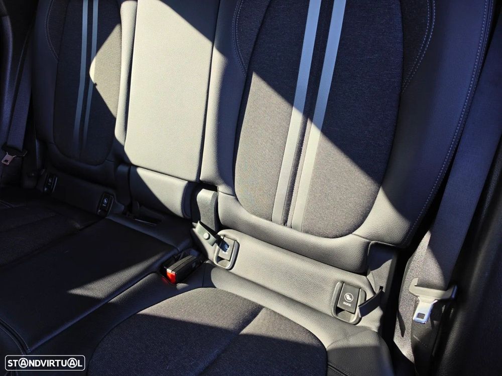 BMW 216 Active Tourer d Line Sport Auto - 12