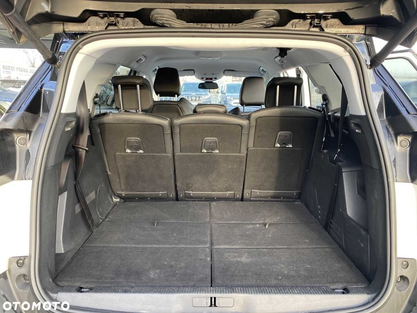 Peugeot 5008 - 9