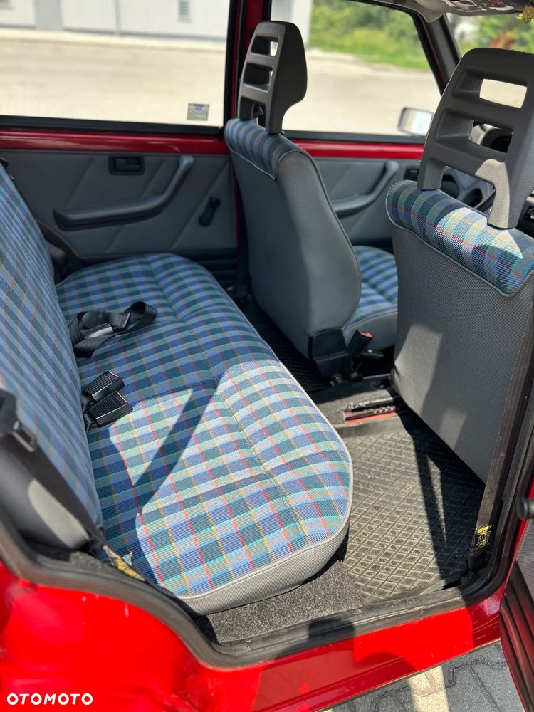 Fiat Uno 899 - 18