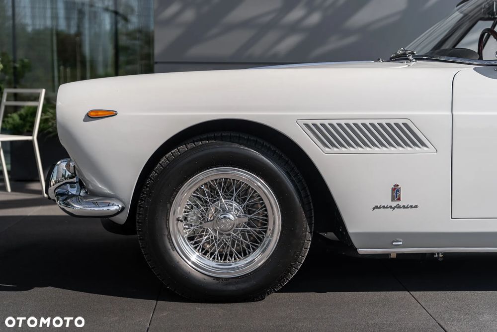 Ferrari 250 - 21