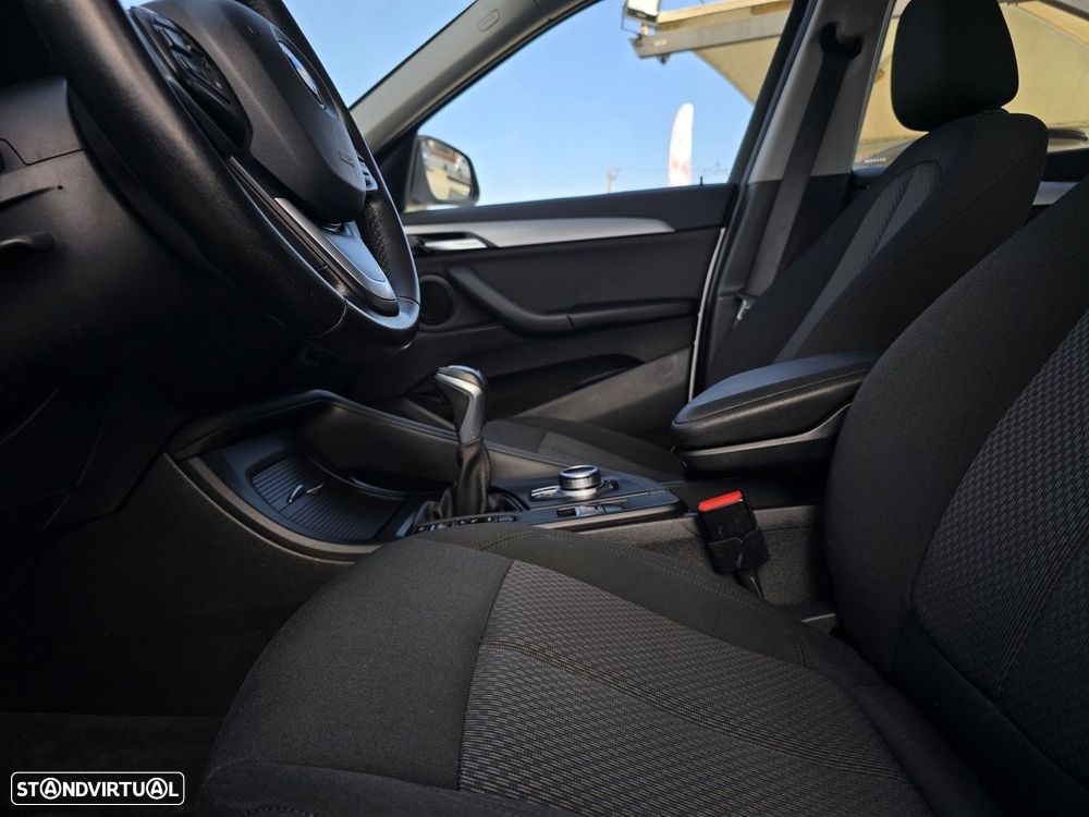 BMW X1 25 e xDrive xLine - 45