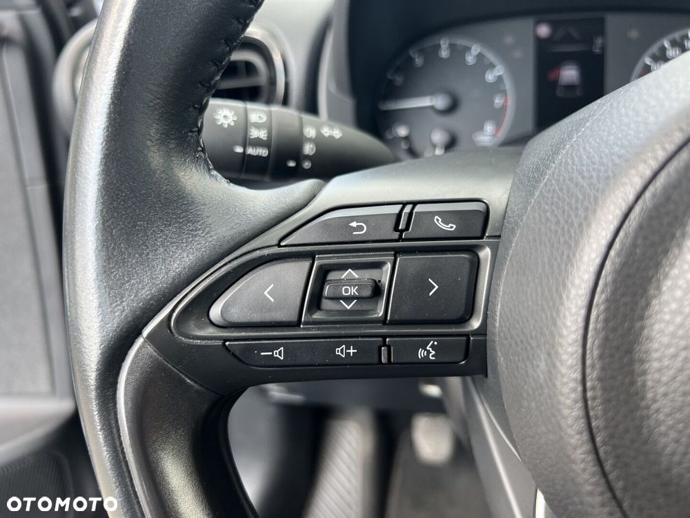 Toyota Yaris - 18