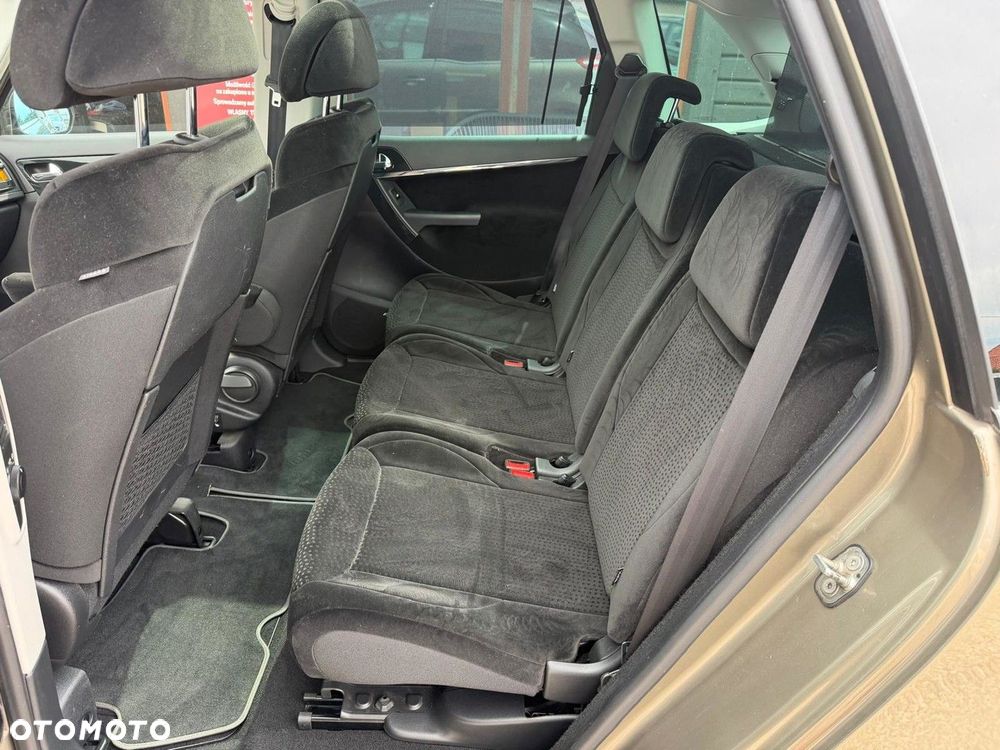 Citroën C4 Picasso - 10