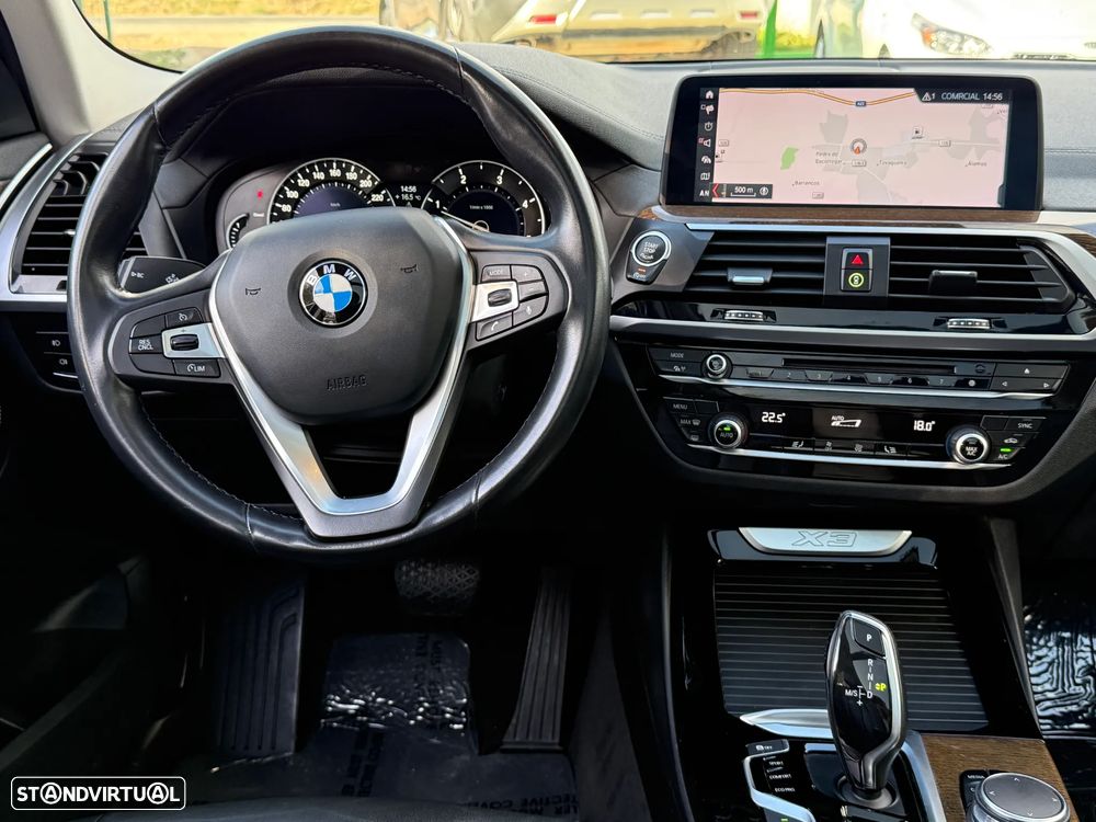 BMW X3 20 d xDrive Line Luxury - 31