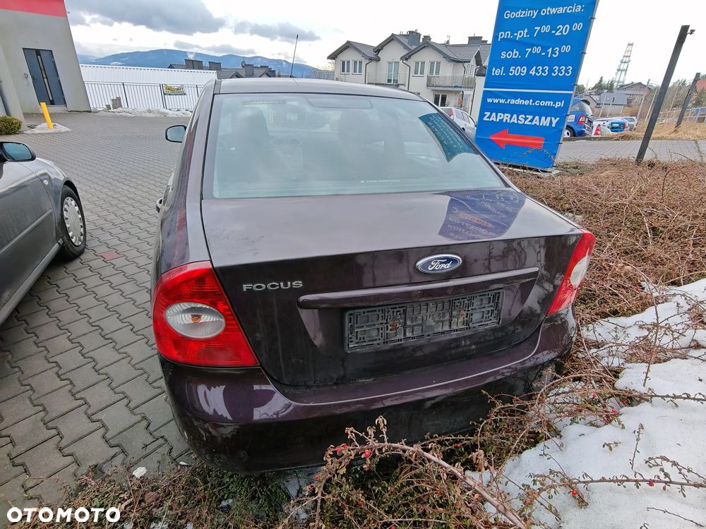 Lampy przód, tył  P/L Ford Focus Mk2 lift 2008r sedan - 4