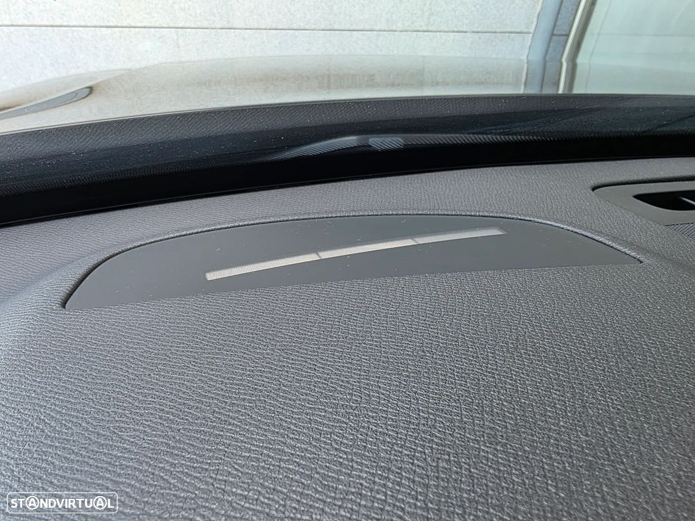 Volvo XC 90 2.0 D4 Momentum - 17
