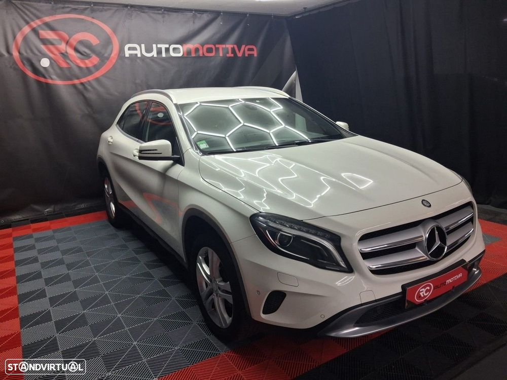 Mercedes-Benz GLA 180 d Urban - 2