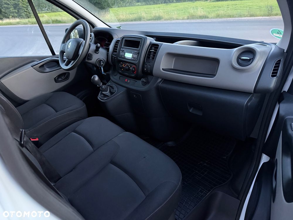 Renault Trafic - 15