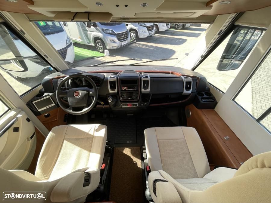 Carthago C-Tourer Camas gémeas e basculante - 15