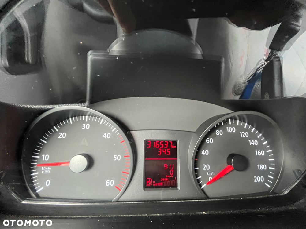 Volkswagen CRAFTER - 14