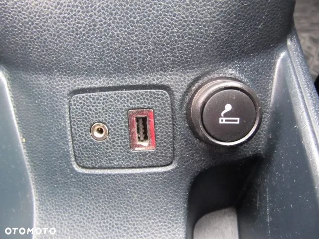 Ford Fiesta 1.25 Champions Edition - 20