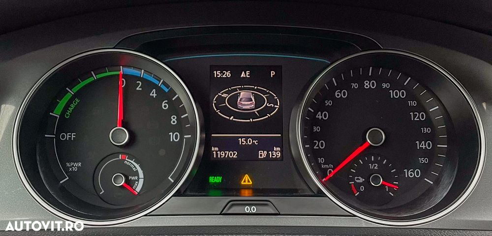 Volkswagen Golf e-Golf - 6