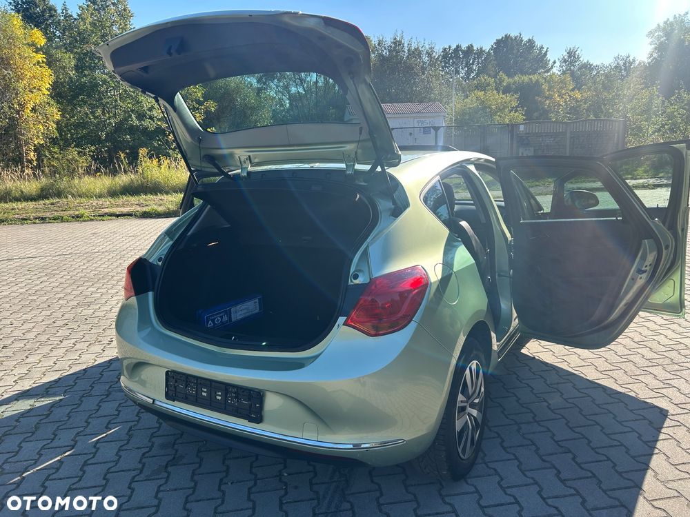 Opel Astra - 21