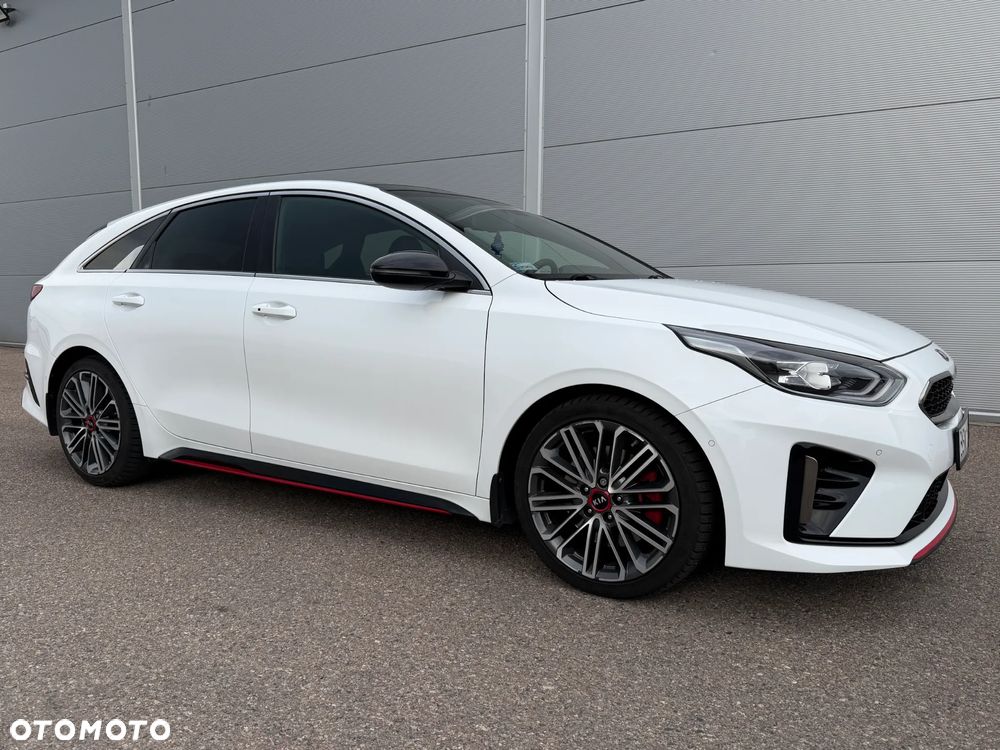 Kia ProCeed 1.6 T-GDI GT DCT - 8