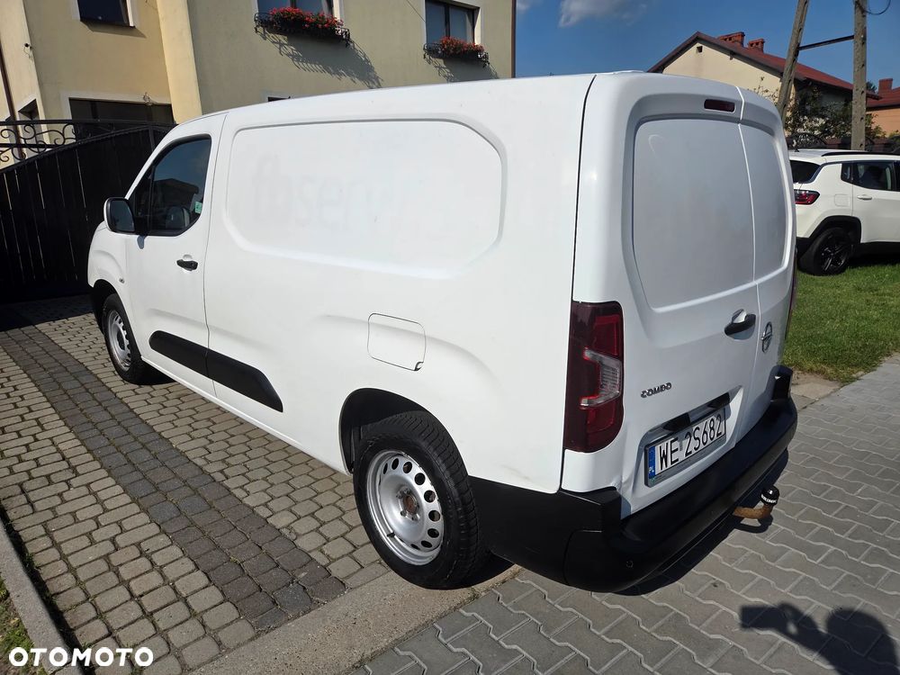 Opel COMBO - 4