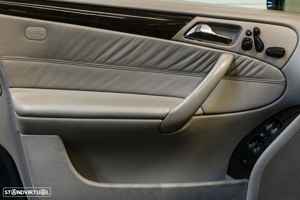 Mercedes-Benz C 200 CDI Auto Avantgarde - 23