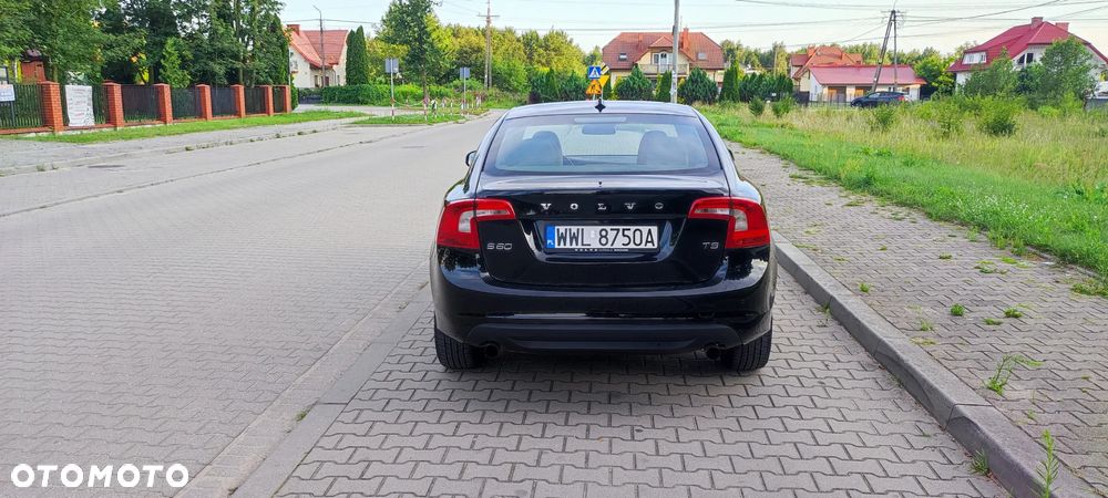 Volvo S60 T3 Summum - 4