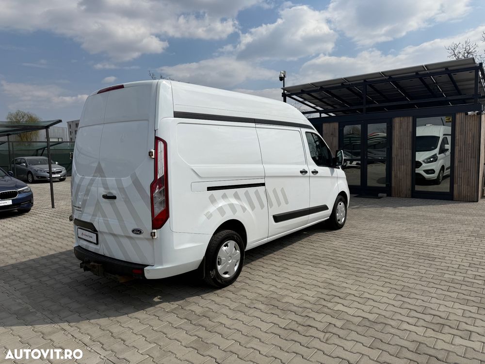 Ford TRANSIT CUSTOM - 9