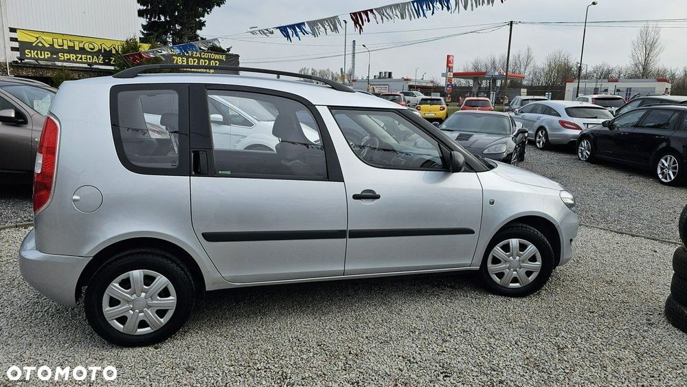Skoda Roomster 1.4 16V Comfort - 8