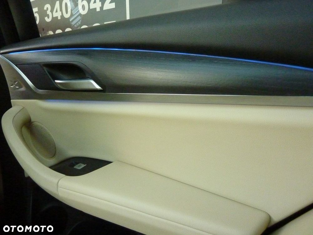 BMW X3 - 32