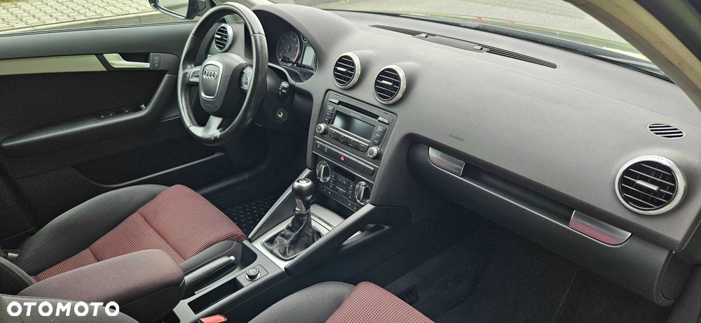 Audi A3 Sportback - 5