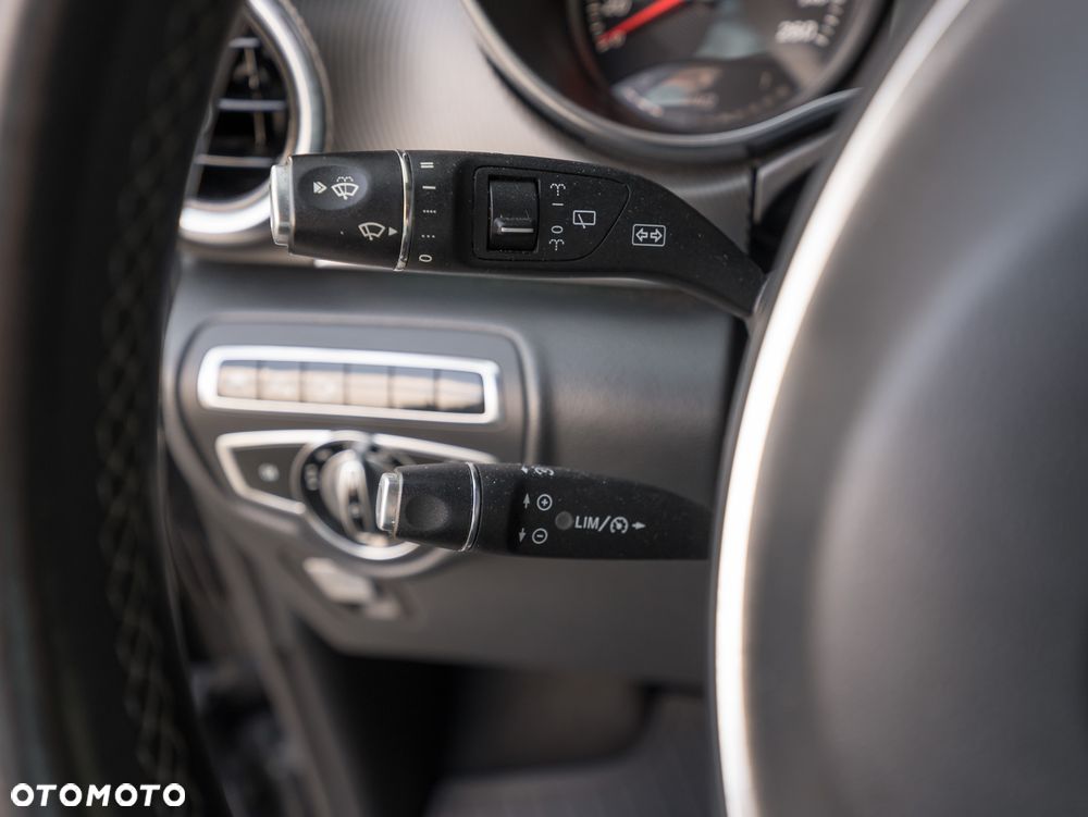 Mercedes-Benz Klasa V 250 (BlueTEC) d extralang 7G-TRONIC Avantgarde - 29