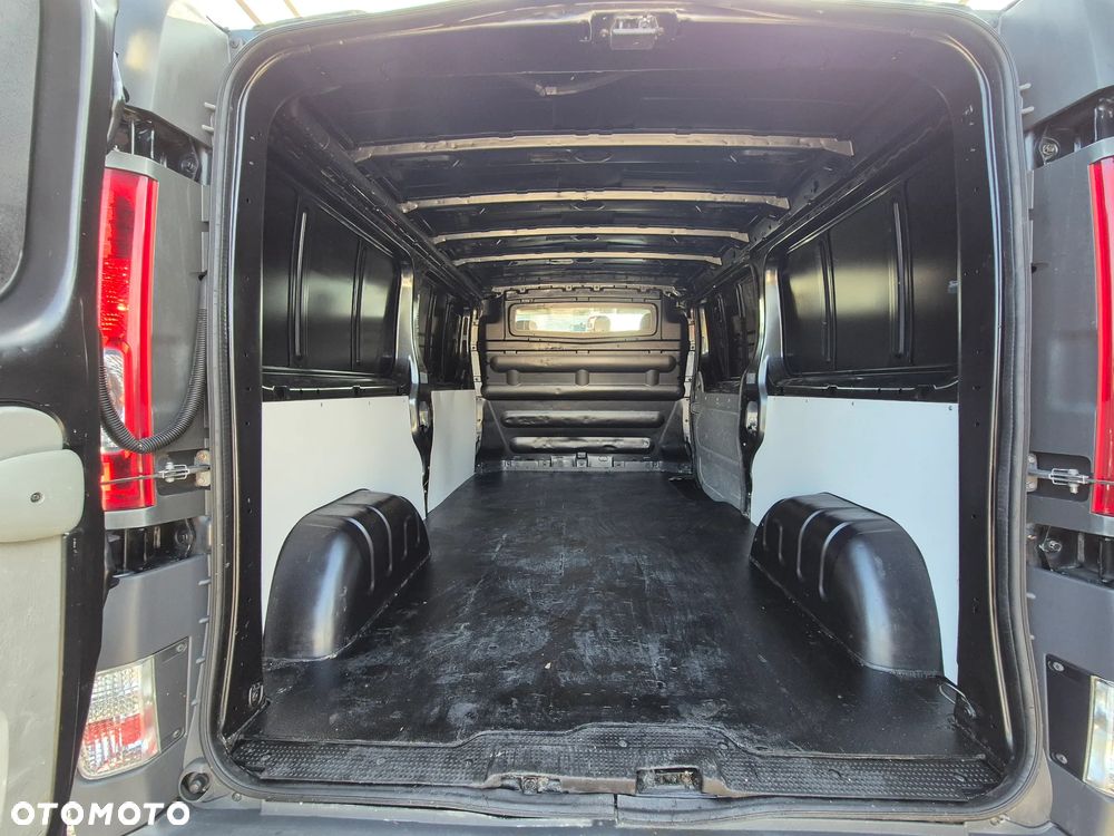 Opel Vivaro - 34