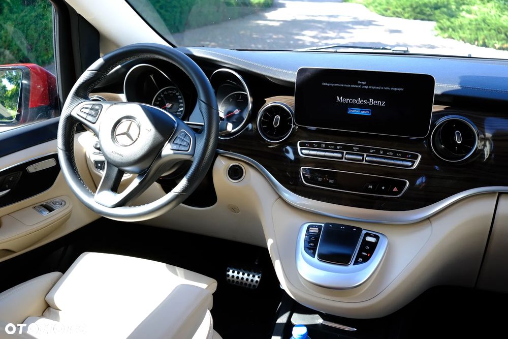 Mercedes-Benz Klasa V 300 d 4-Matic Avantgarde 9G-Tronic (d³ugi) - 10