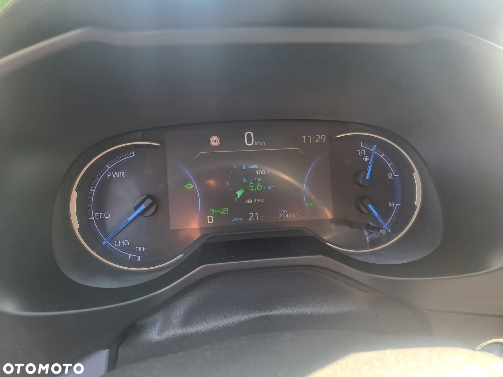 Toyota RAV4 - 12