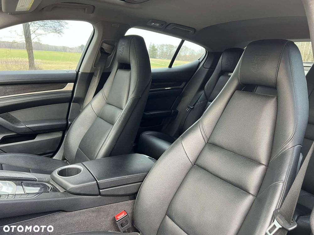 Porsche Panamera Edition - 9