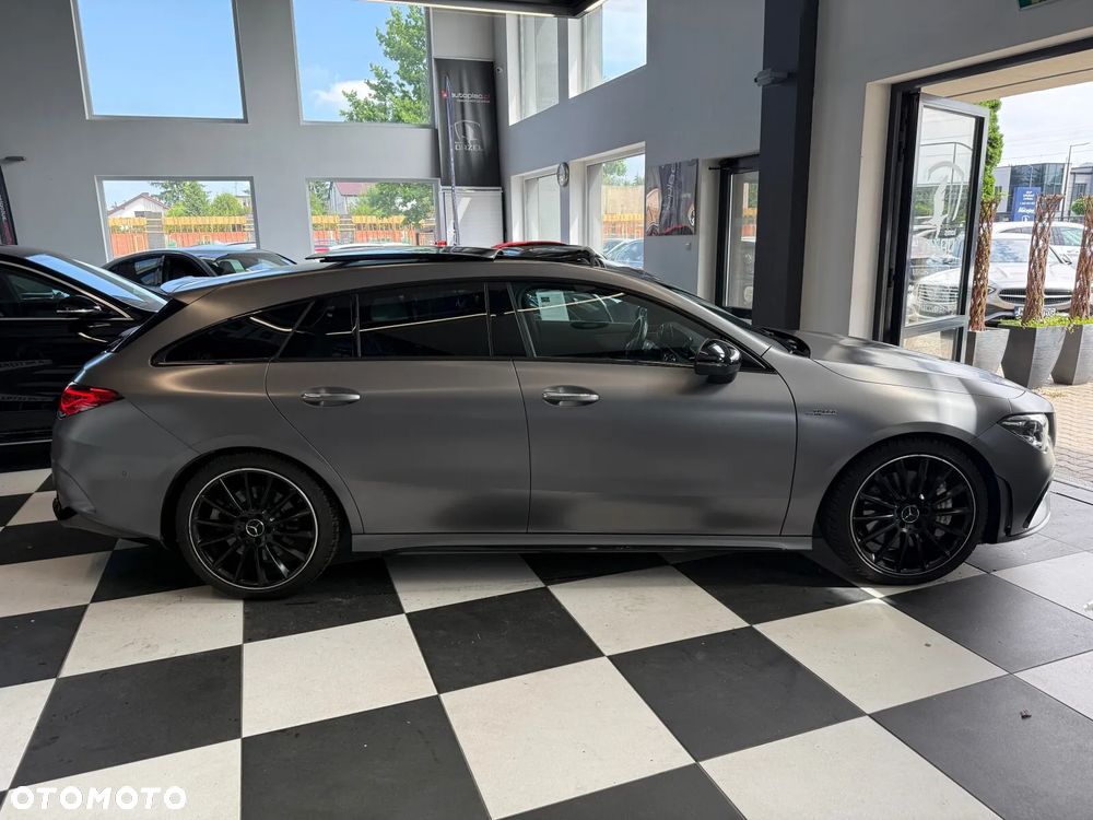 Mercedes-Benz CLA - 4