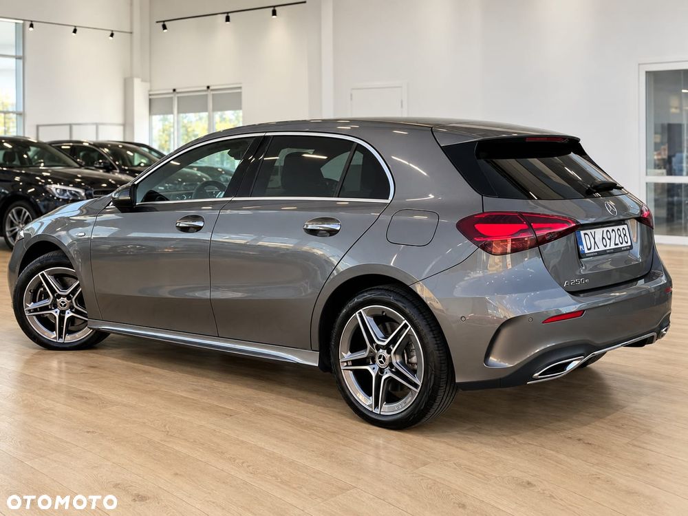 Mercedes-Benz A-Class 2025 photo 2