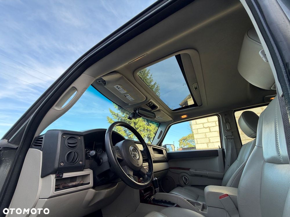 Jeep Commander - 19