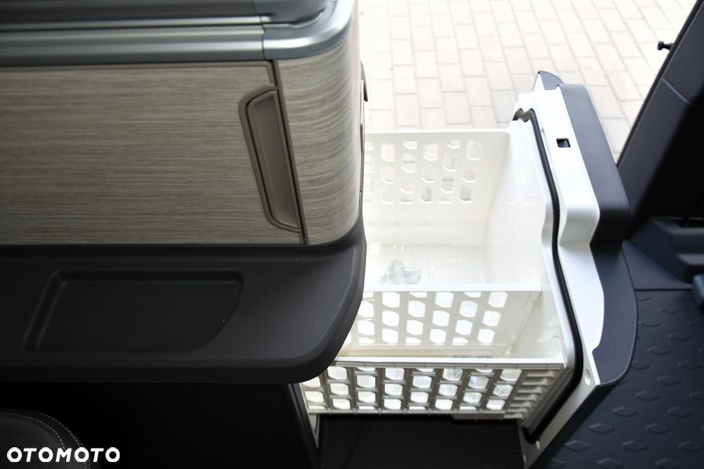 Volkswagen California - 24
