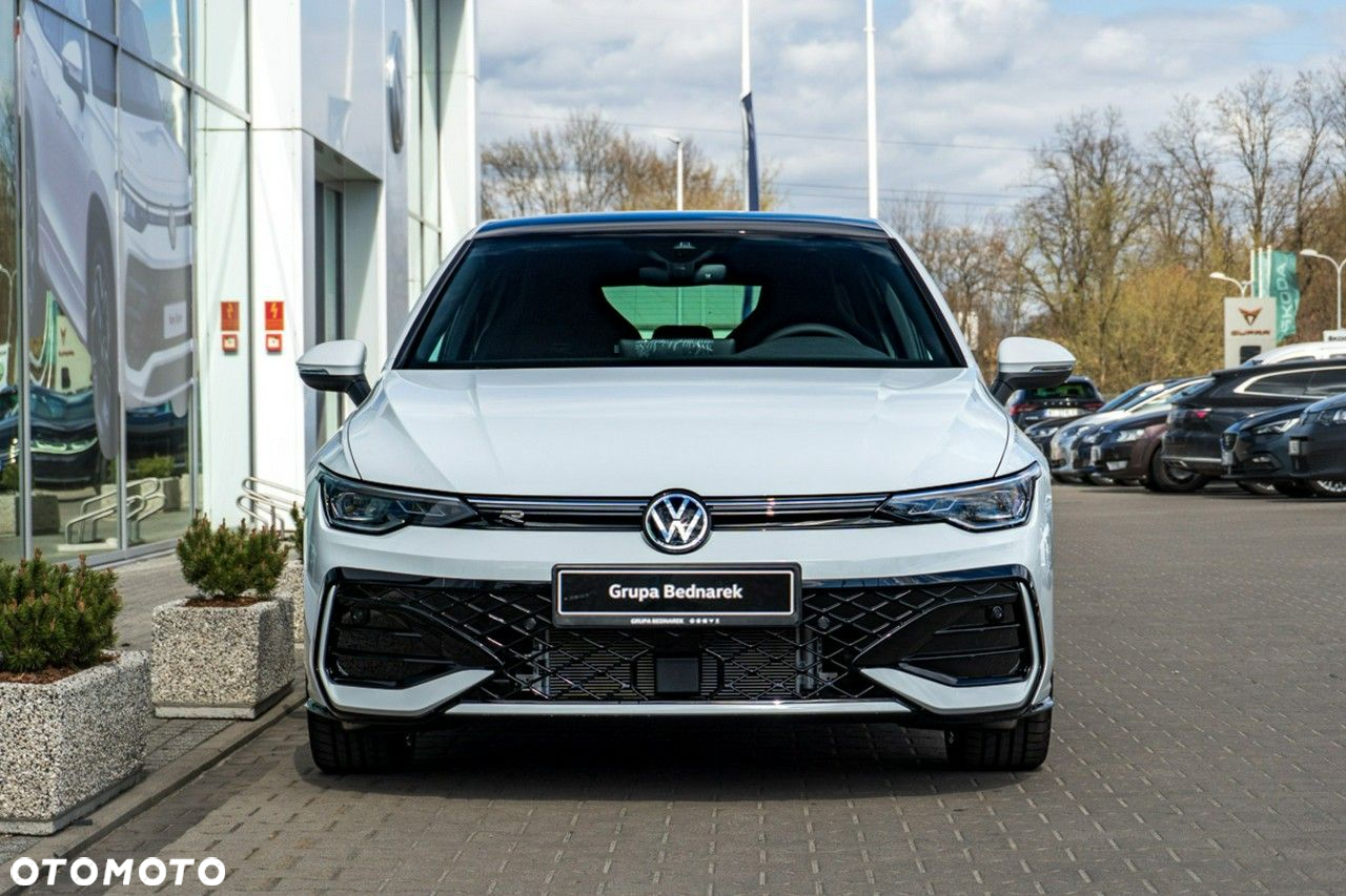 Volkswagen Golf - 4