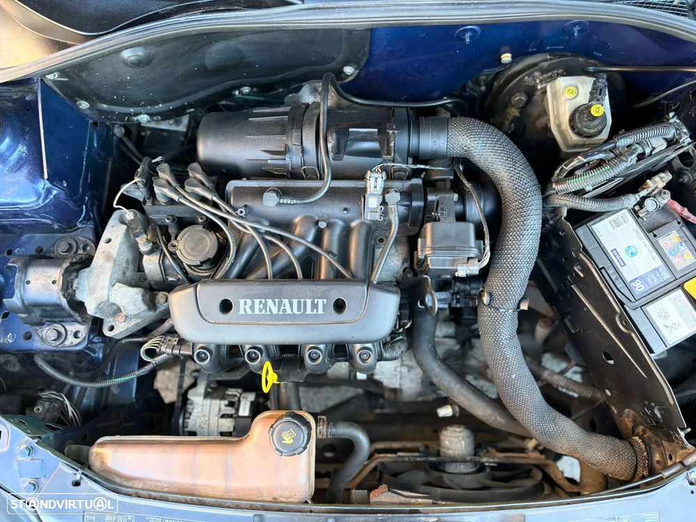 Renault Clio 1.2 16V Extreme - 10