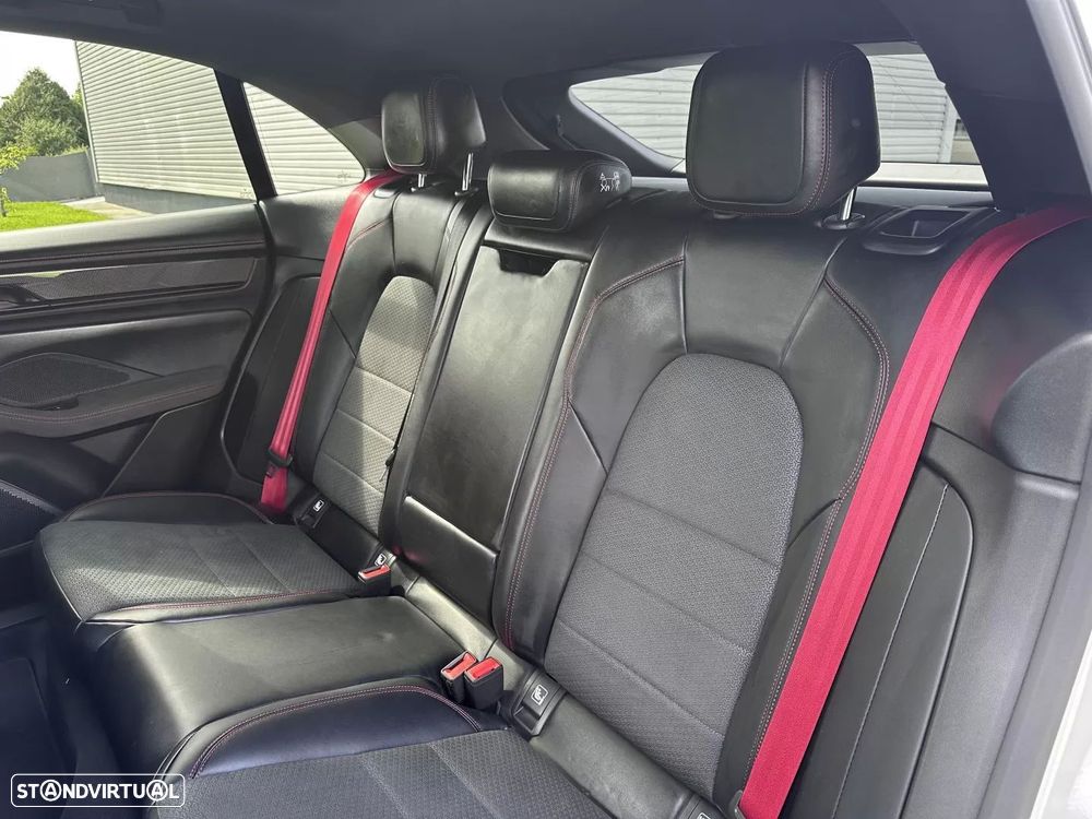 Porsche Macan Electric GTS - 33