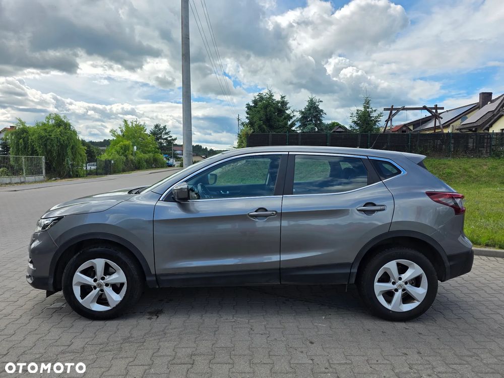 Nissan Qashqai 1.3 DIG-T SHIRO - 2