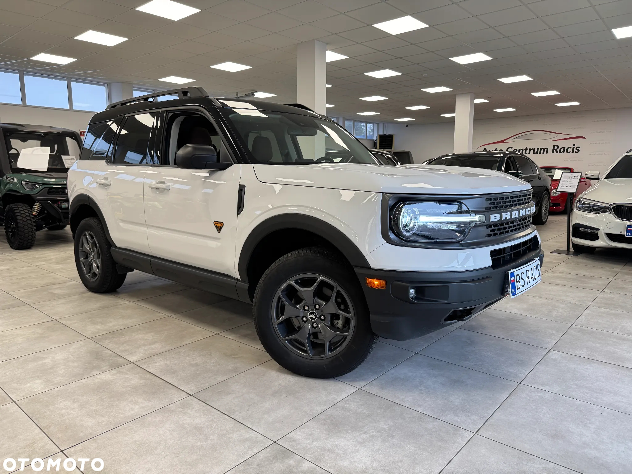 Ford Bronco - 24