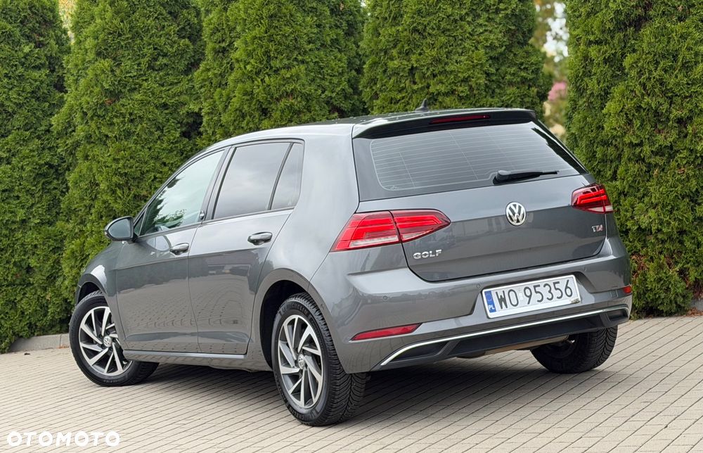 Volkswagen Golf 1.6 TDI DSG Sound - 5
