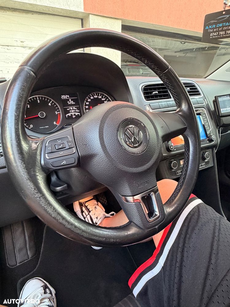 Volkswagen Polo - 8